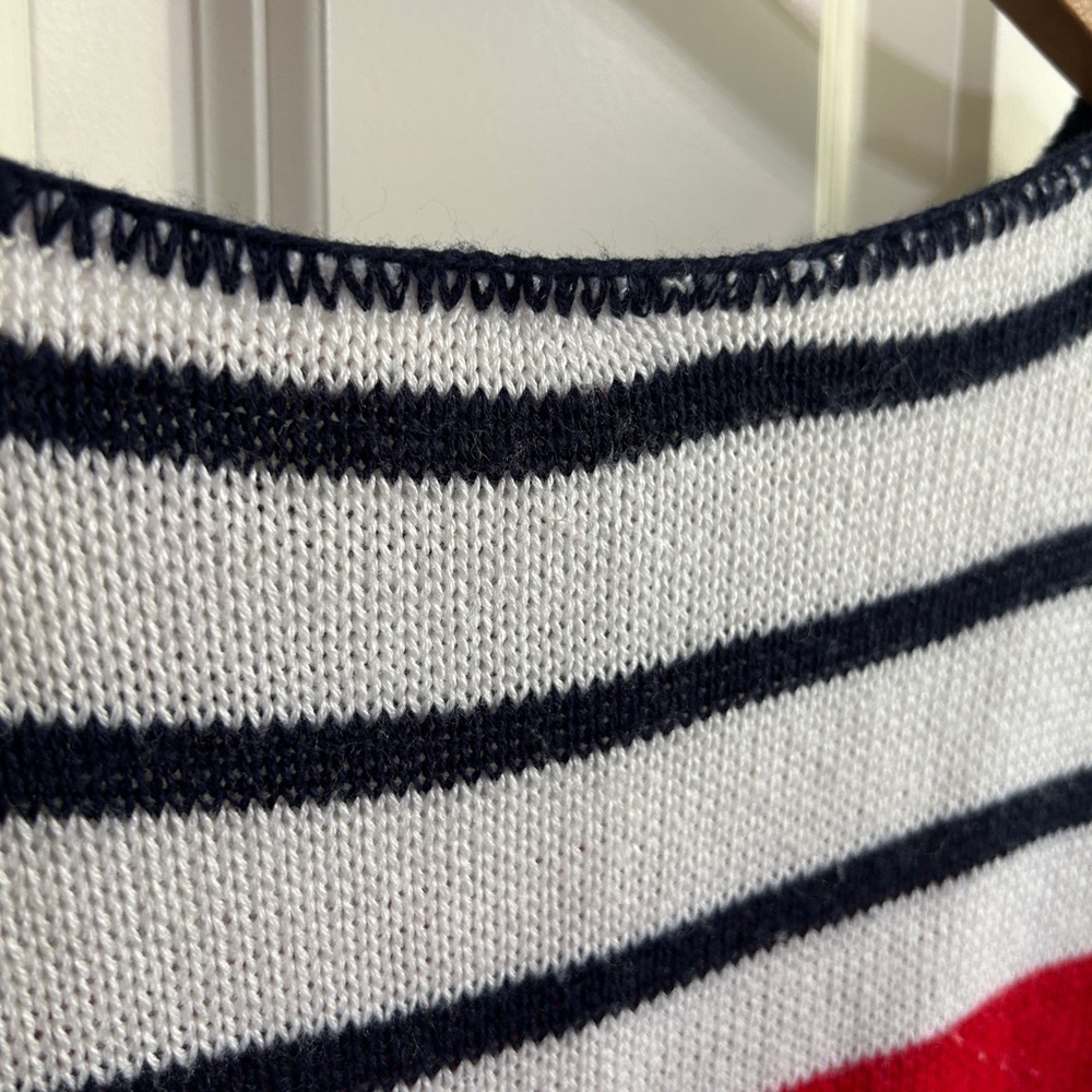 GUC Vintage 80s Sweater Bazaar size L Red and White Striped Sweater with Anchor - Picture 7 of 10